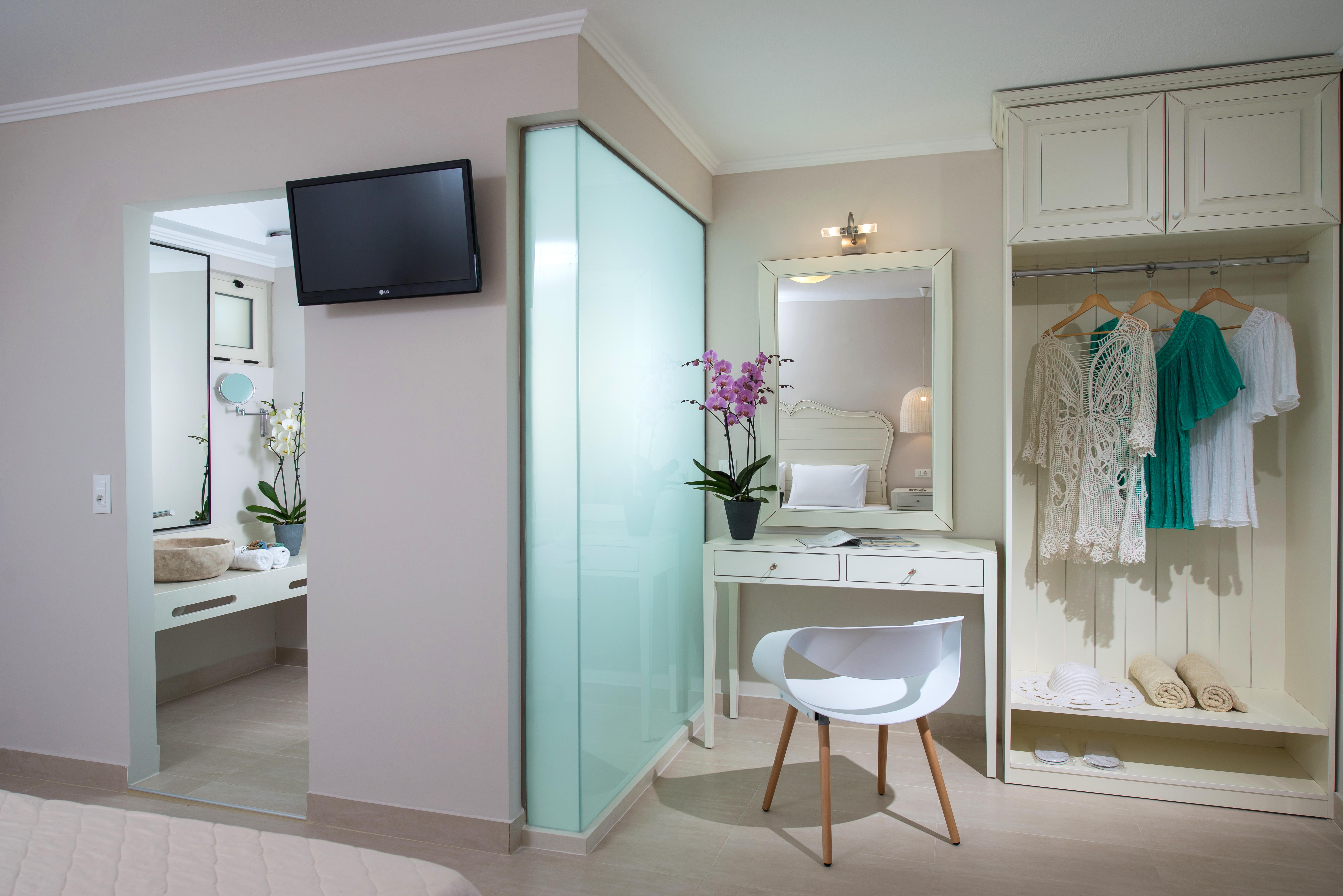 Notos Heights Hotel & Suites Malia  Bagian luar foto